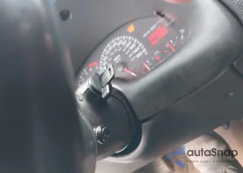 2001 Chevrolet Camaro Z28 z USA, uszkodzony, nr VIN 2G1FP32G812120168